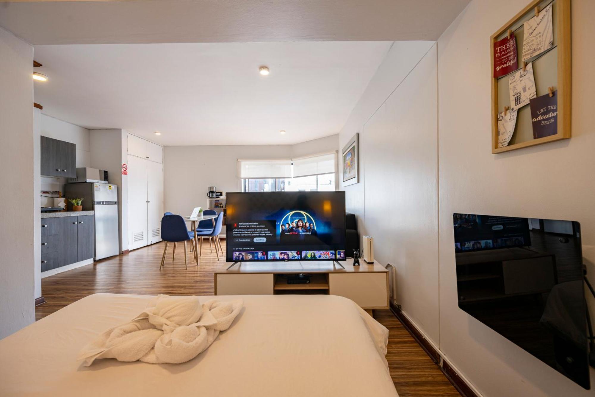 Chateau Studios By Vibrant Lima Extérieur photo