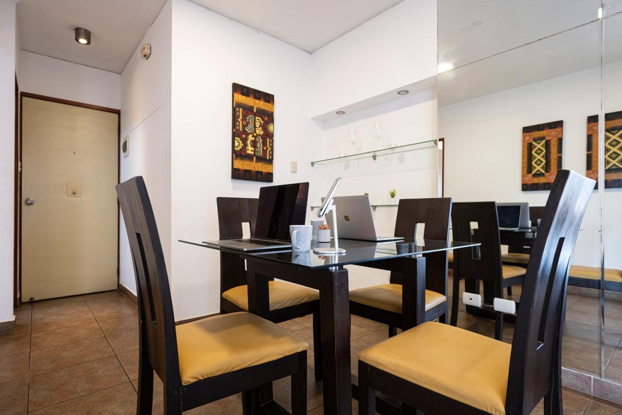 Chateau Studios By Vibrant Lima Extérieur photo