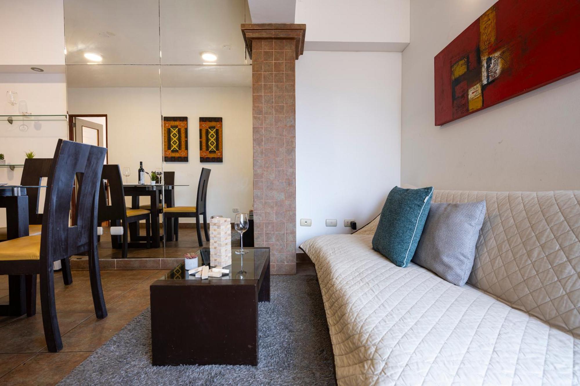 Chateau Studios By Vibrant Lima Extérieur photo