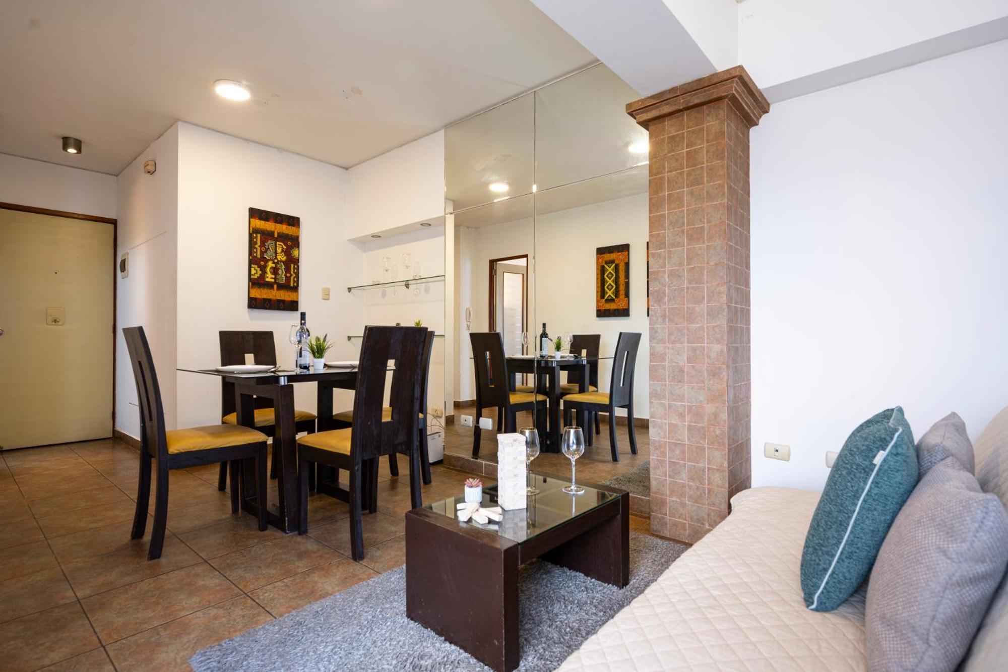 Chateau Studios By Vibrant Lima Extérieur photo