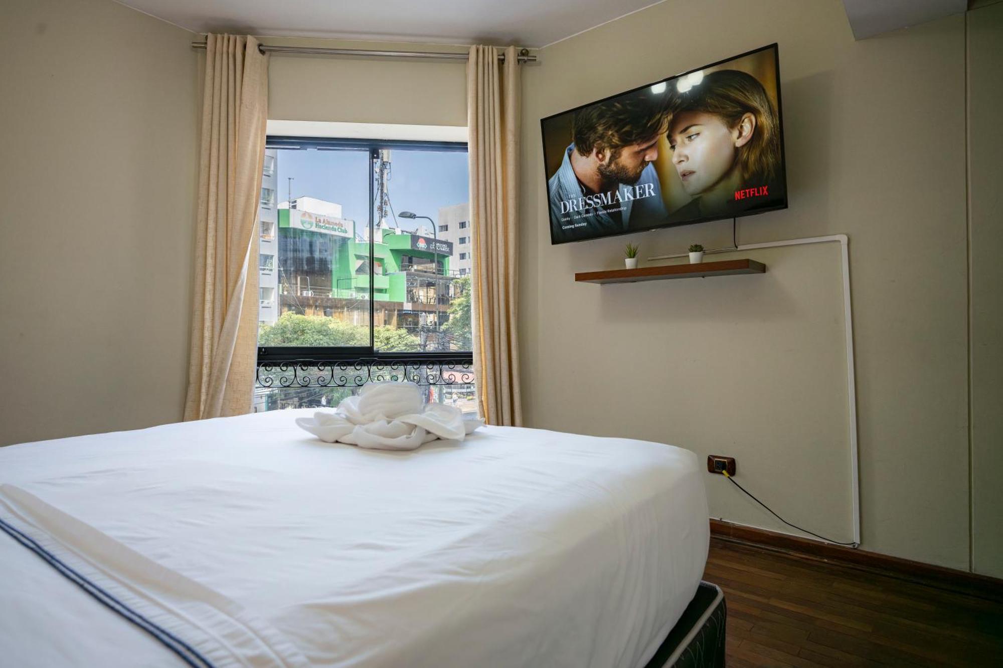 Chateau Studios By Vibrant Lima Extérieur photo